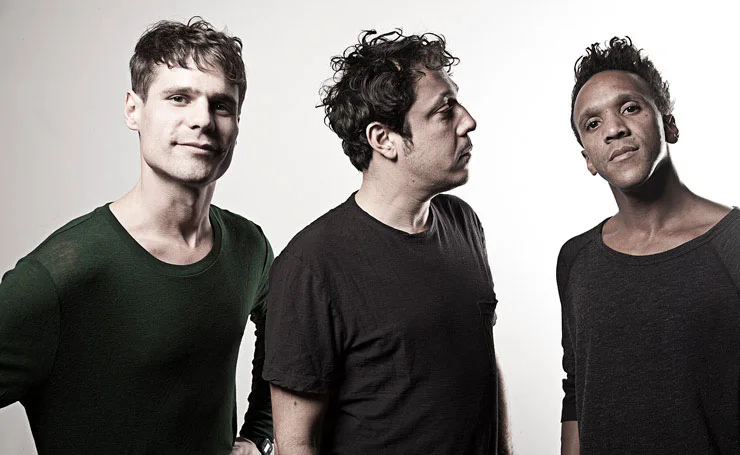 Apollonia group promotional portrait (archive)